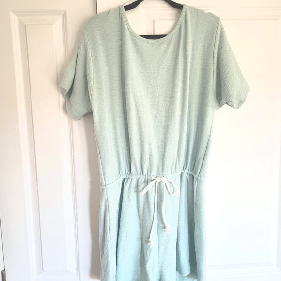 East Playsuit - Picture 5 of 7